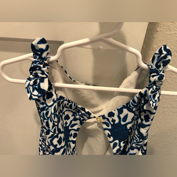 Vineyard vines girls romper size large - Picture 2 of 5